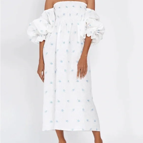 Sleeper ATLANTA LINEN DRESS IN LINUM - TikTok famous- sold out online - Picture 7 of 10